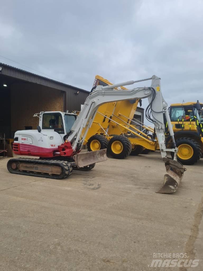 Takeuchi TB 290 Midi bageri 7t – 12t