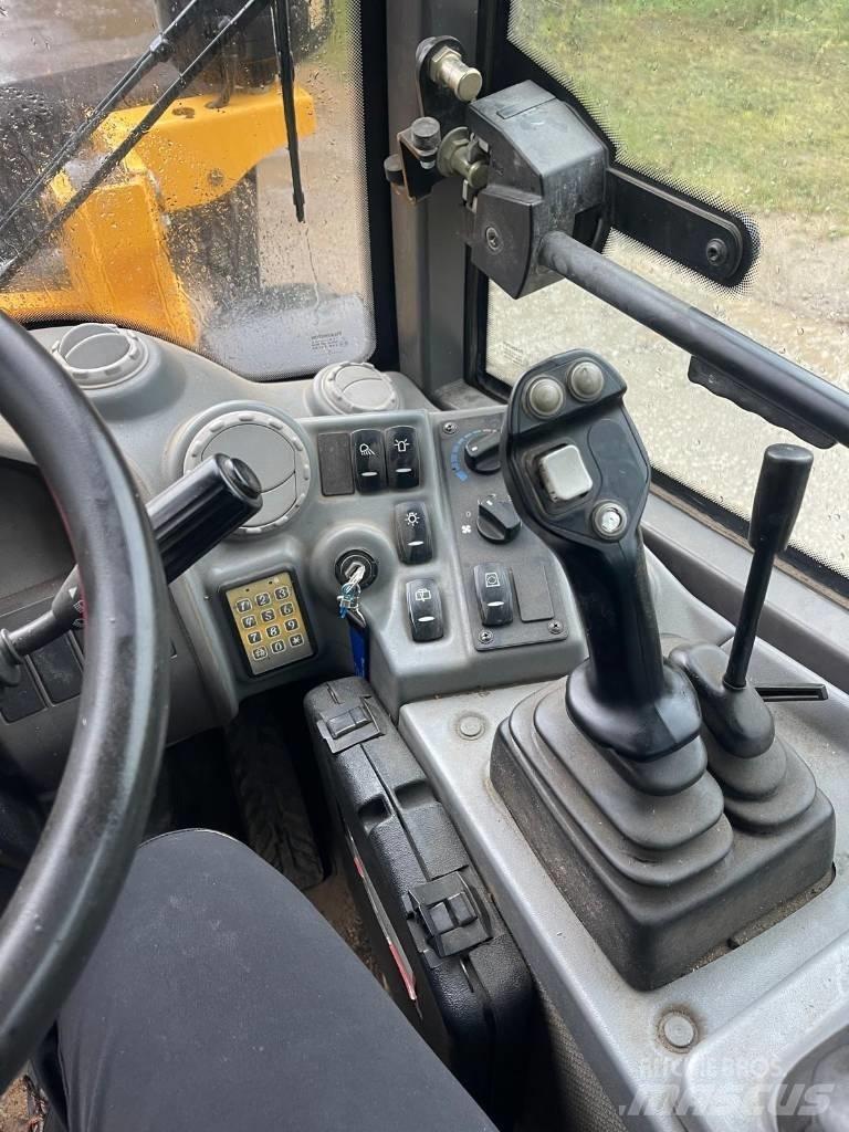 Volvo L 25 Utovarivači na točkove