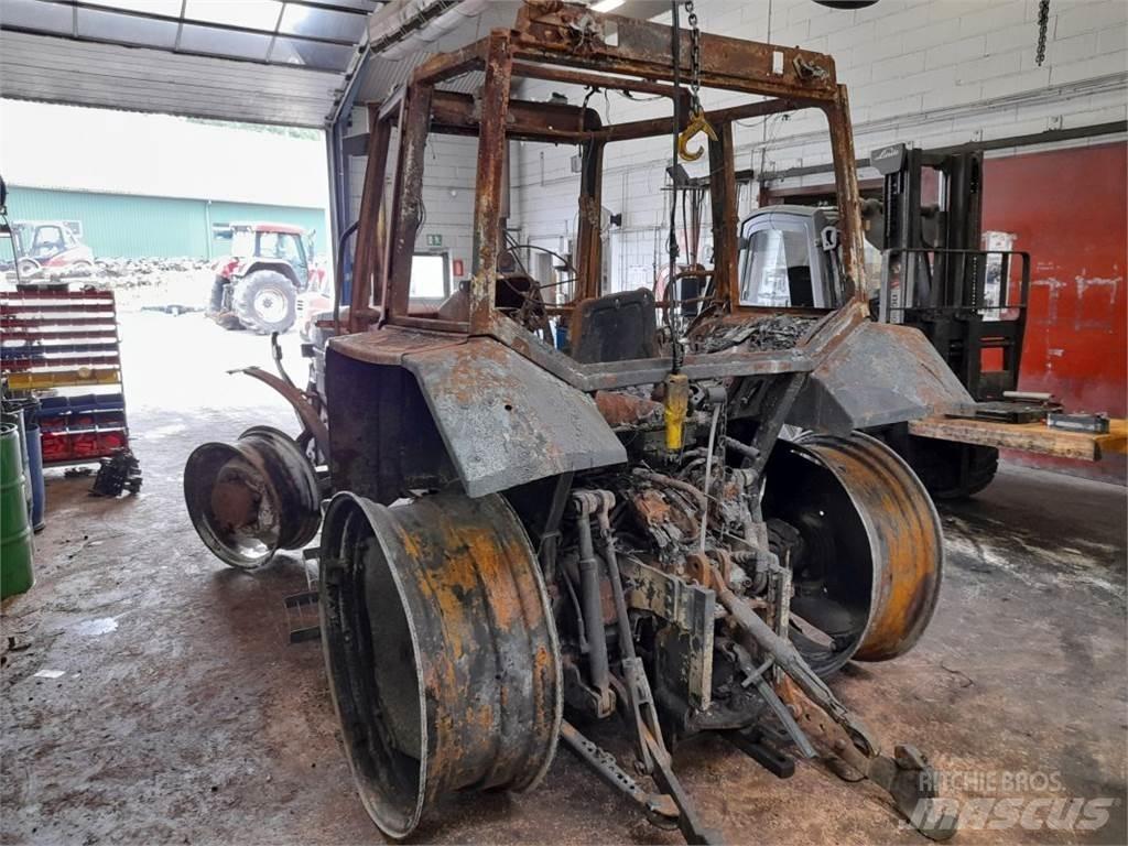 Ford 8240 Traktori