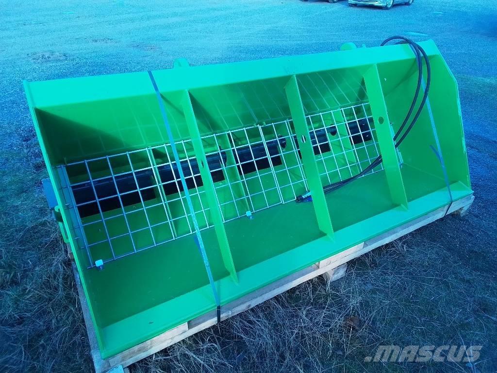 Sami SL-2300 Posipači soli i peska