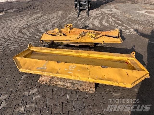 CAT 730 KLAPA Zglobni damperi