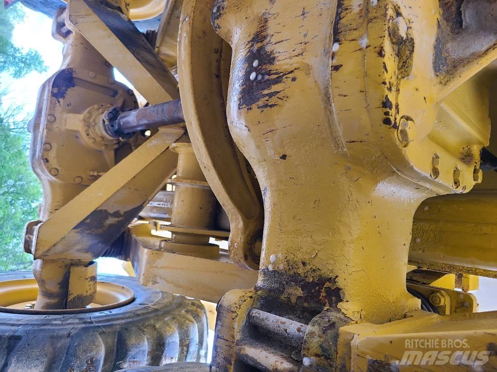 CAT 725 Zglobni damperi