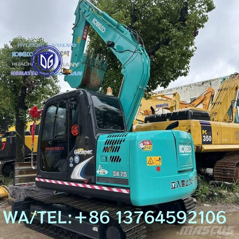 Kobelco SK75-8 Bageri guseničari