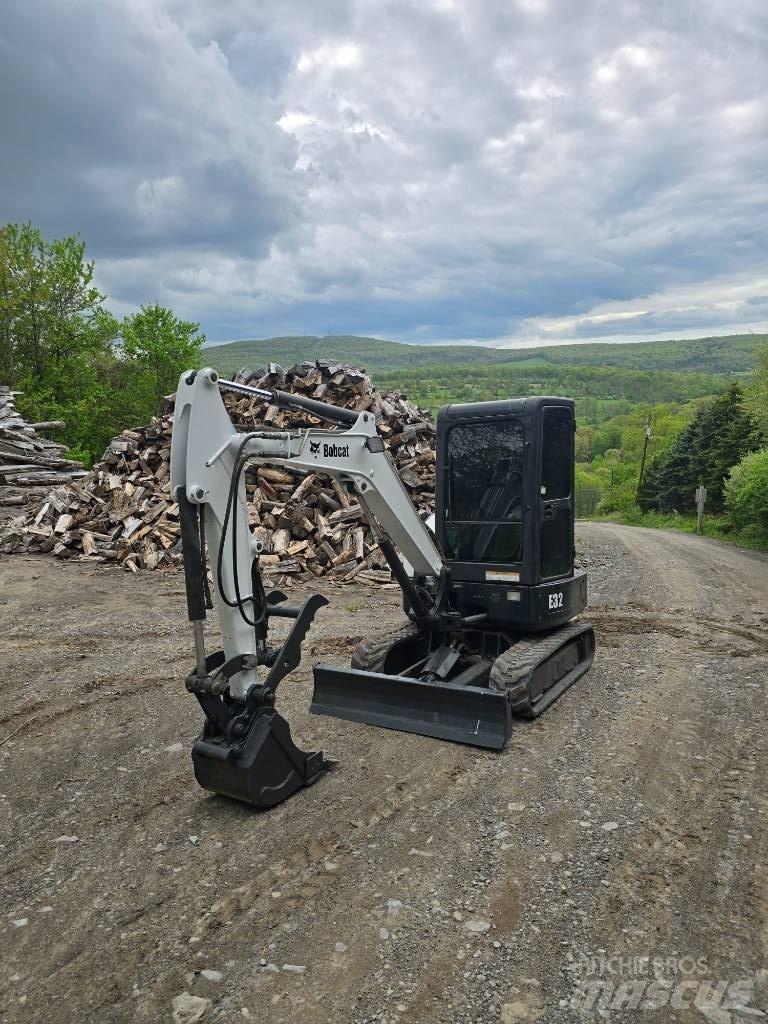 Bobcat E 32 Mini bageri < 7t