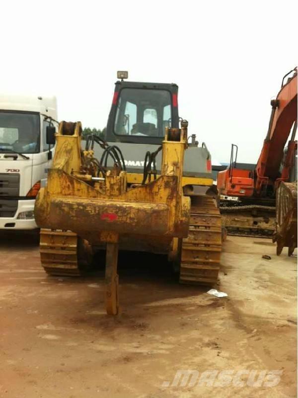 Komatsu D 155 A-3 Buldožeri guseničari