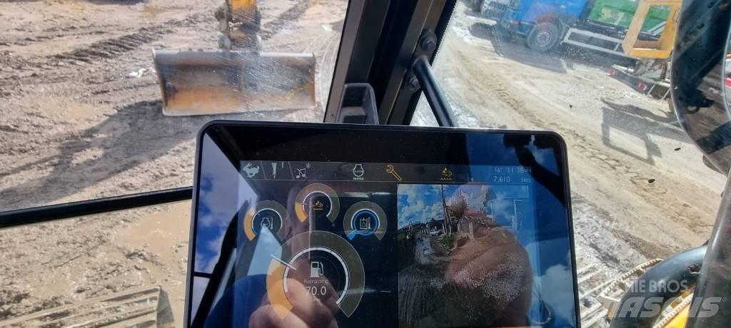 JCB 220X LC Bageri guseničari