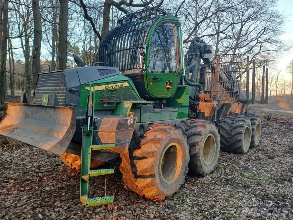 John Deere 1010 G Forvarderi