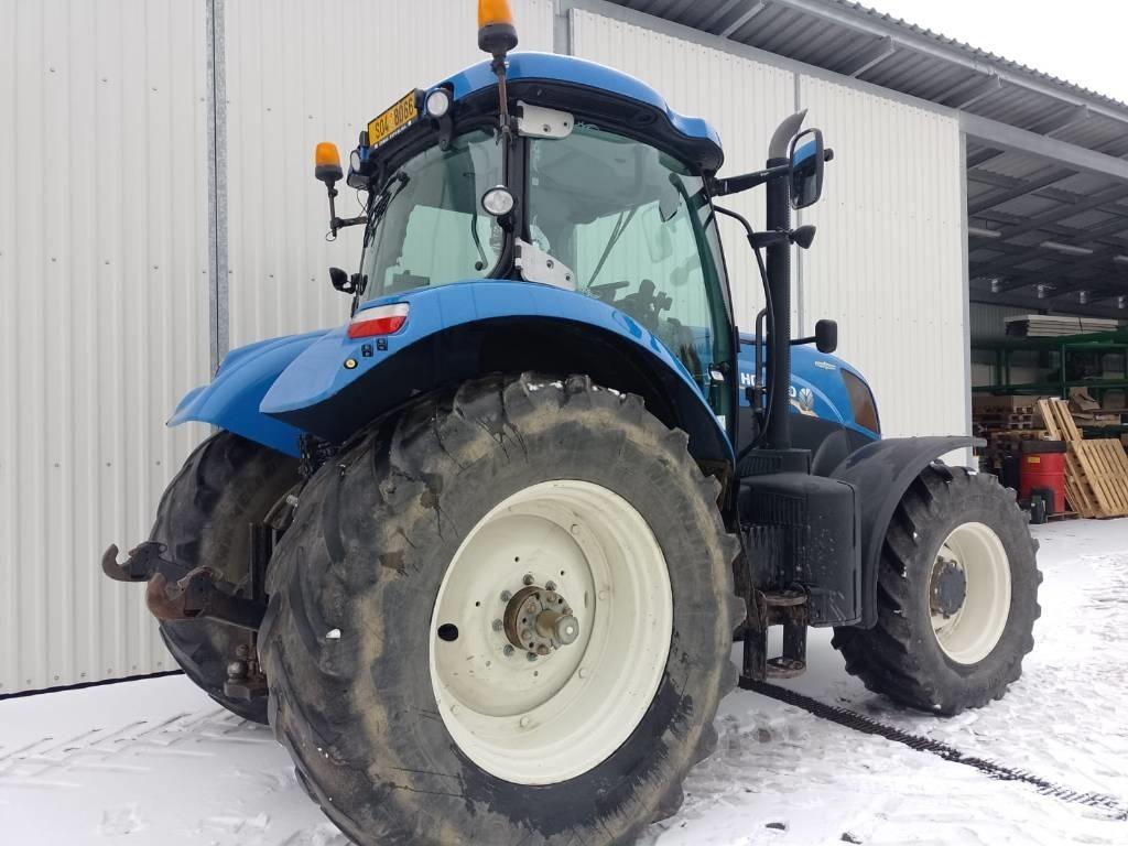 New Holland T 7.175 Traktori