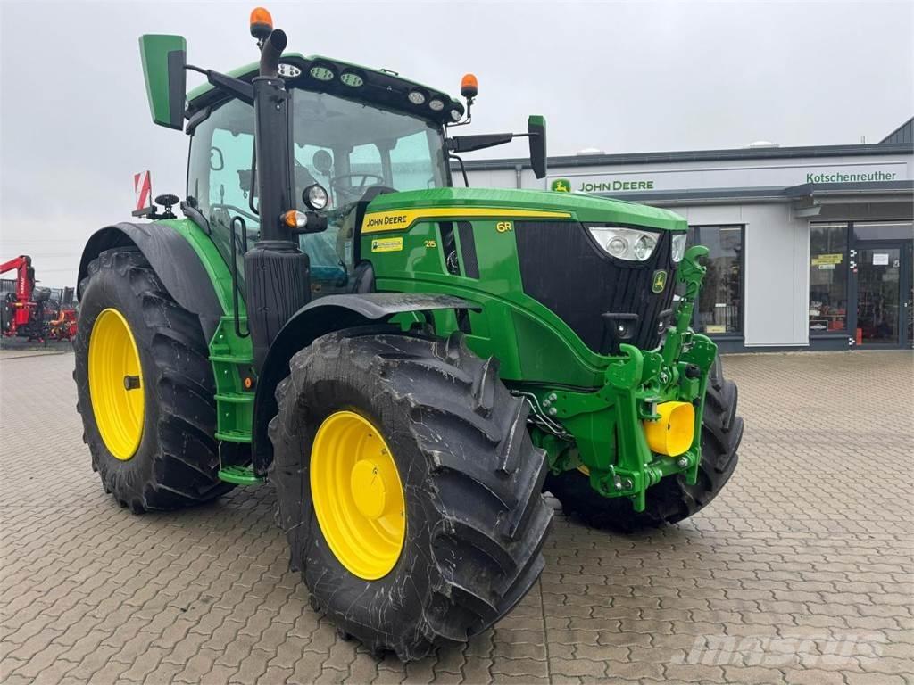 John Deere 6R 215 Traktori