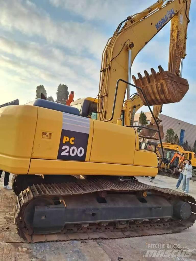 Komatsu PC 200-7 Bageri guseničari