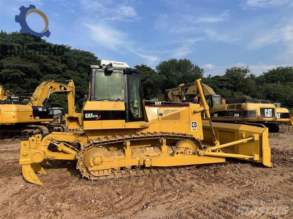 CAT D7G Buldožeri guseničari