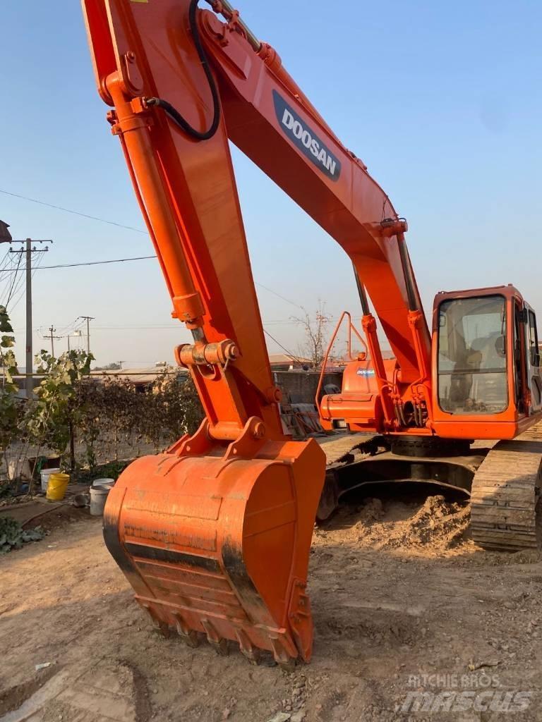 Doosan dh220lc-7 Bageri guseničari