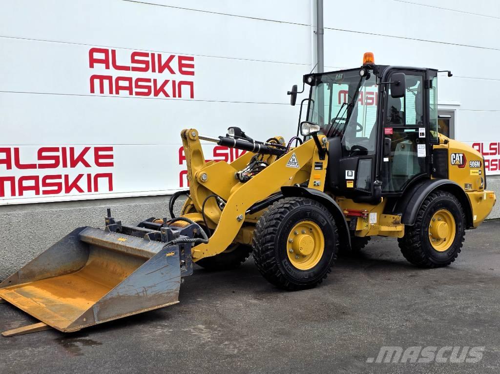 CAT 906 Utovarivači na točkove