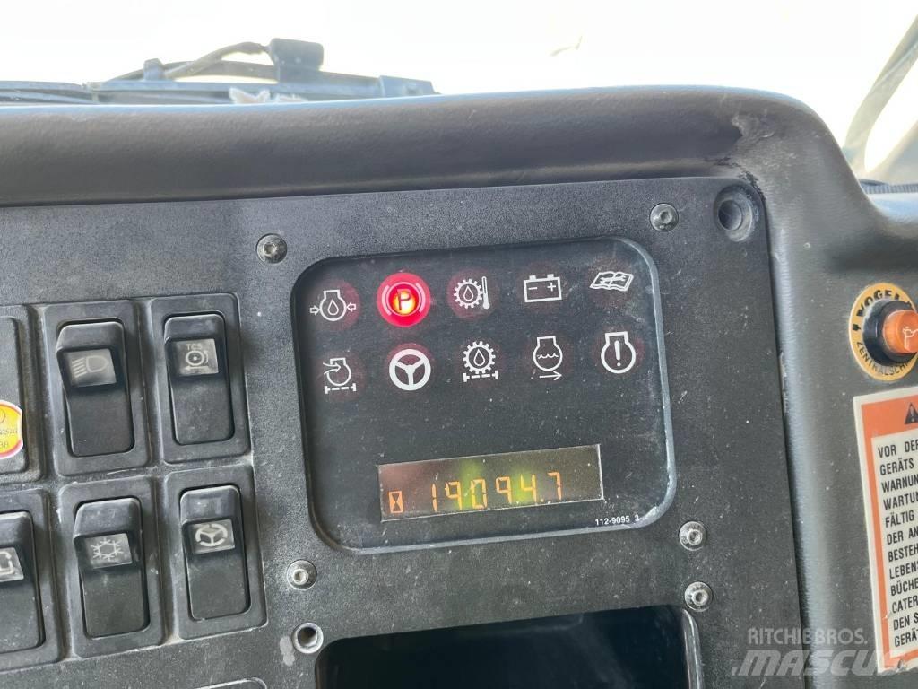 CAT 771D Kruti damperi