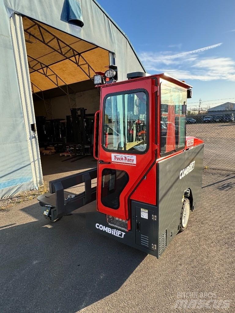 Combilift C3000ET Viljuškari sa 4-stranskim dohvatom