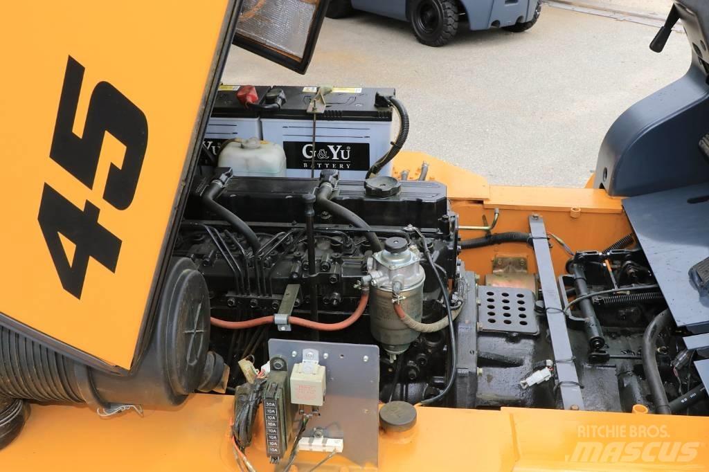 TCM FD45T Dizelski viljuškari