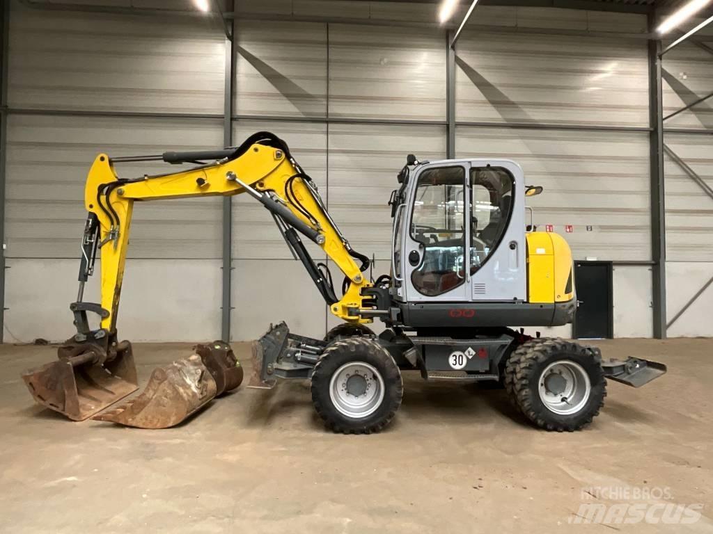 Neuson EW 100 Bageri točkaši