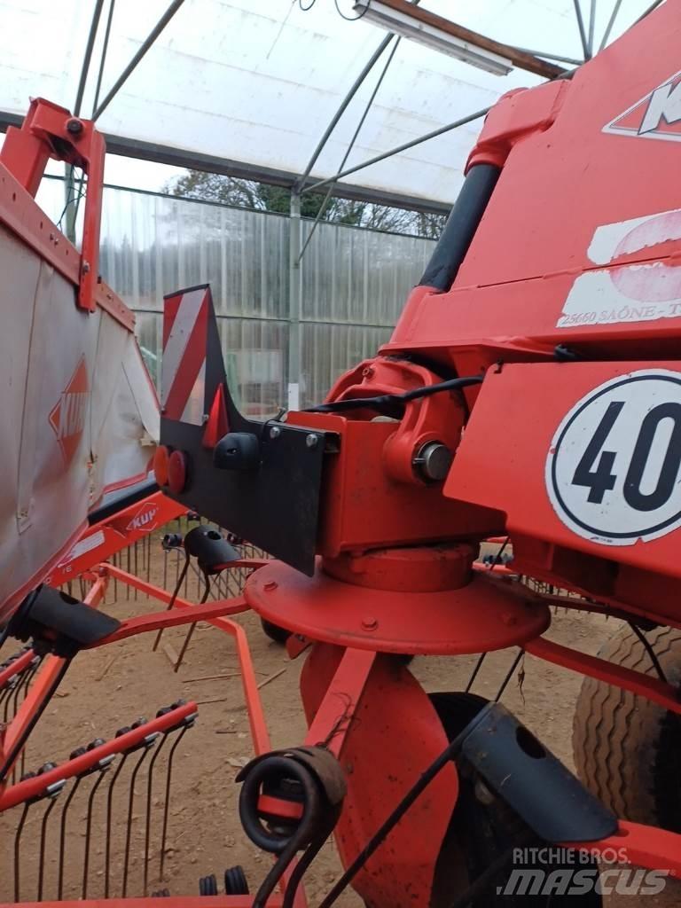 Kuhn GF 13012 Okretači i sakupljači sena
