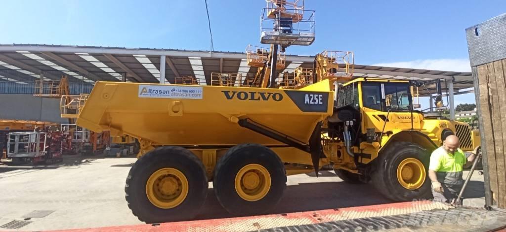Volvo A 25 E Zglobni damperi