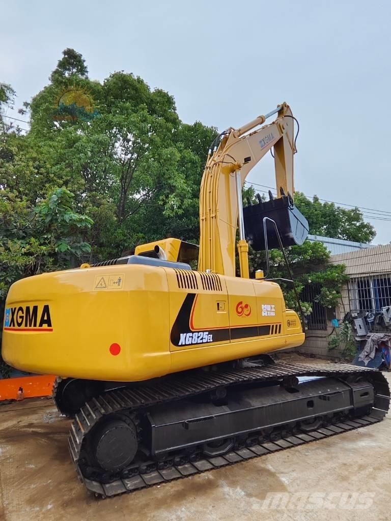 XGMA XG 825 LC Bageri guseničari