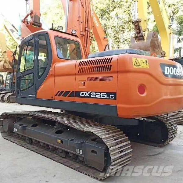 Doosan DX 225 Bageri guseničari