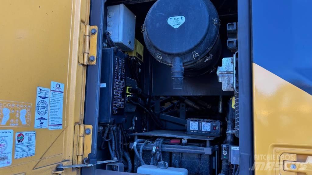 Volvo EC 350 EL Bageri guseničari