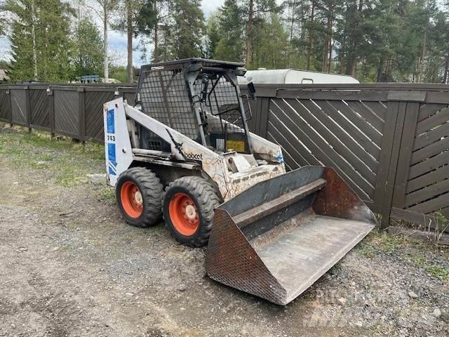 Bobcat 743 Skid steer mini utovarivači