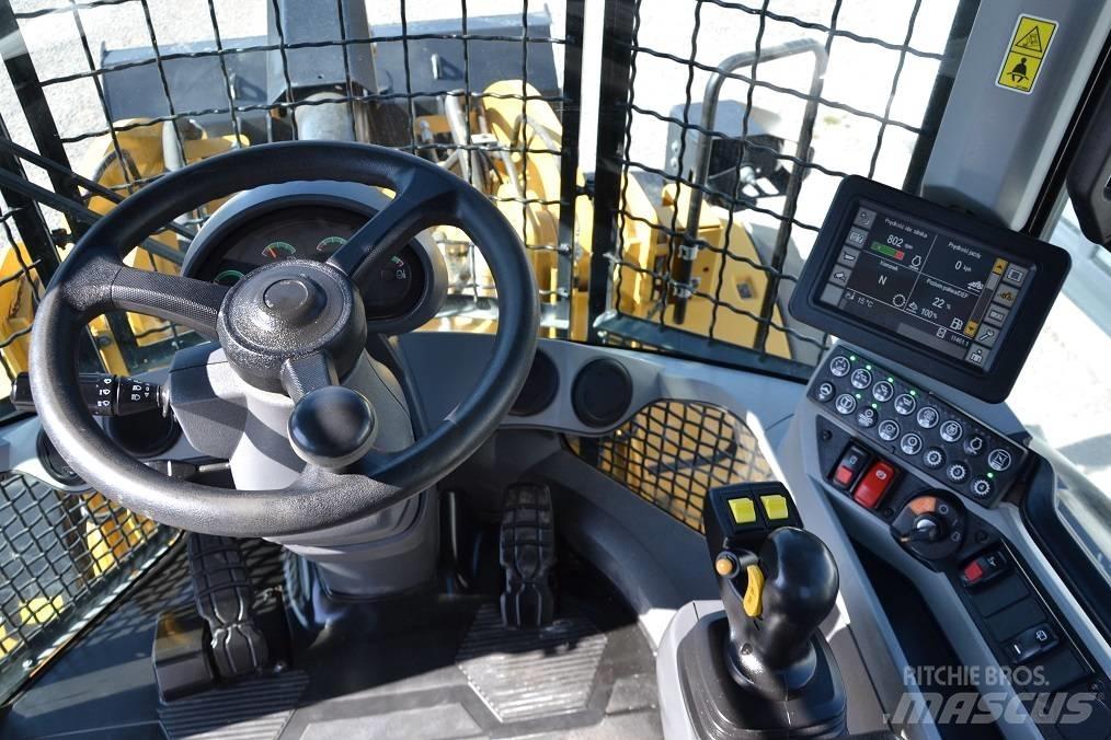 CAT 938 M Utovarivači na točkove