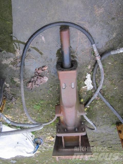 Atlas Copco SB 702 Čekići