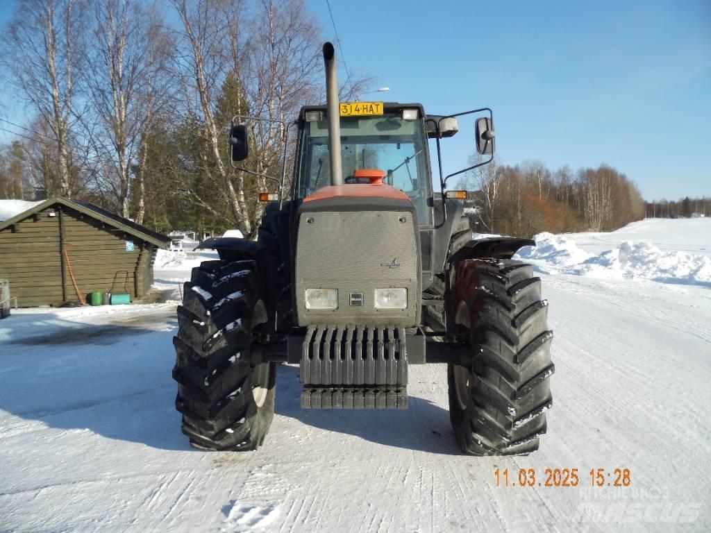 Valtra Valmet 8400 Traktori