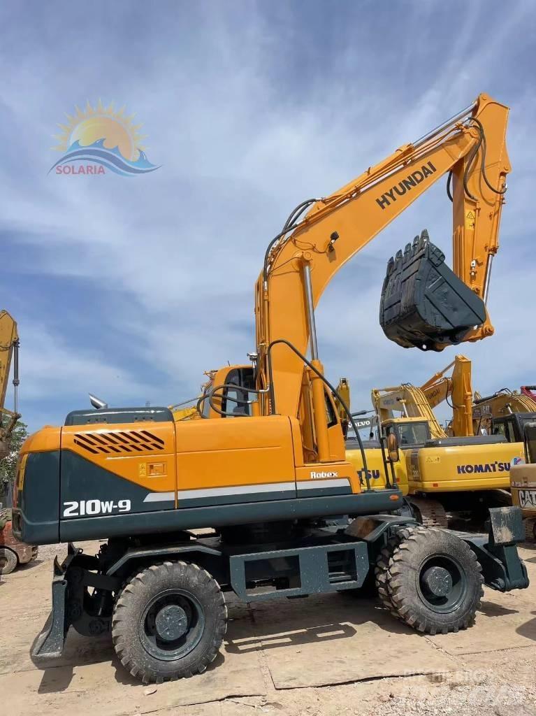 Hyundai R210W-9 Bageri točkaši