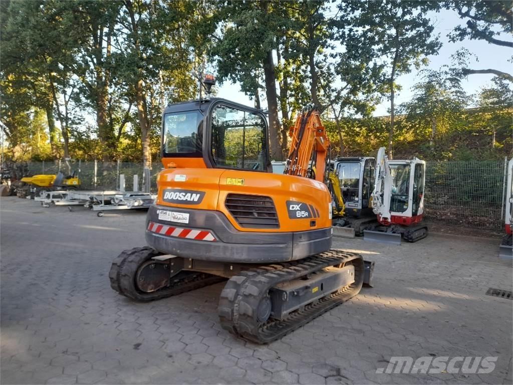 Doosan DX85R-3 Midi bageri 7t – 12t