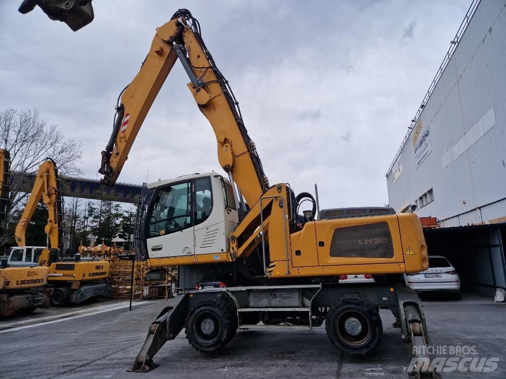 Liebherr LH 30 M Bageri za prenos primarnih/sekundarnih sirovina