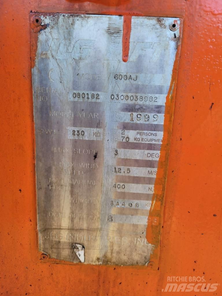 JLG 600 AJ Teleskopske podizne platforme
