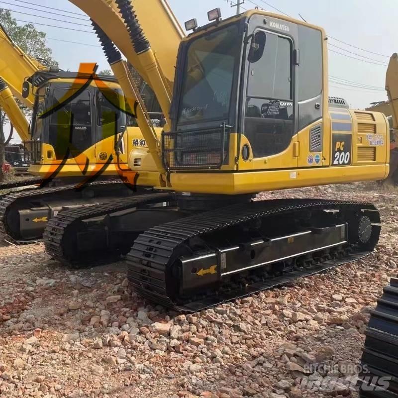 Komatsu PC 200 Bageri guseničari
