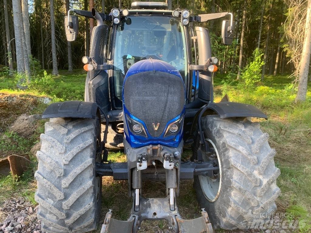 Valtra N 174 Traktori
