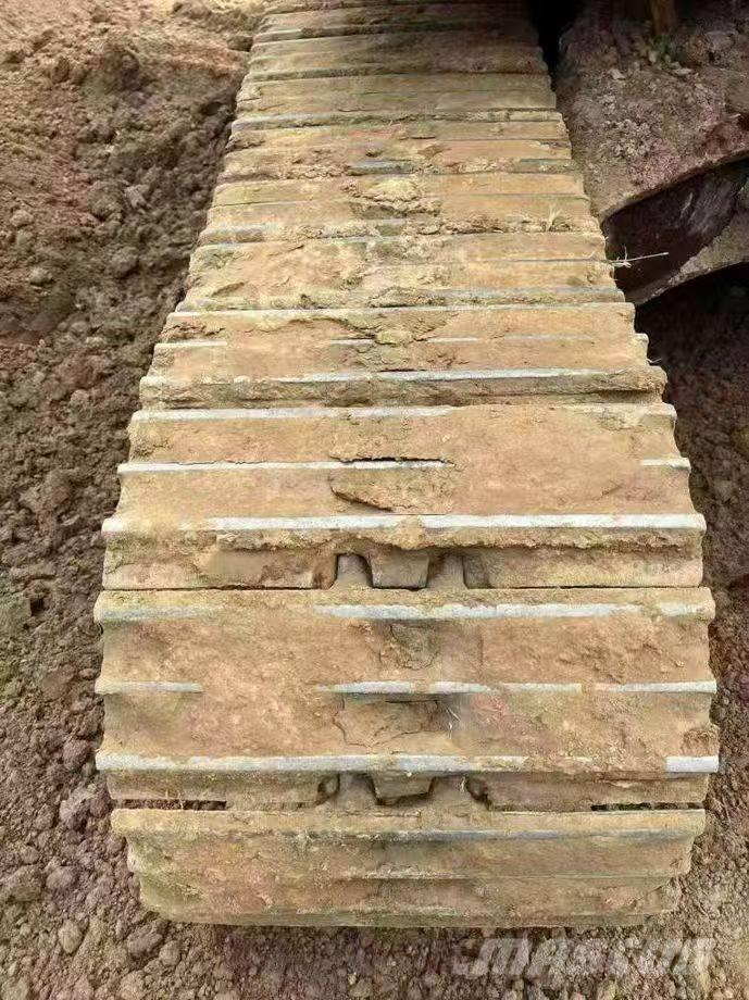 CAT 320 D L Bageri guseničari