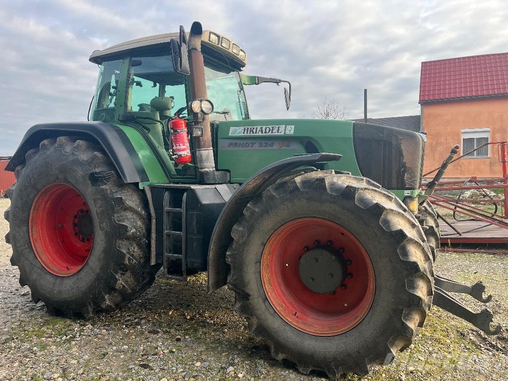 Fendt 924 Favorit Traktori