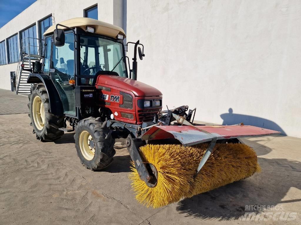 TYM T431 P569 Traktori