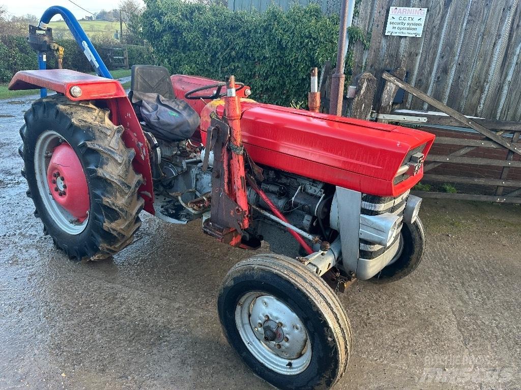 Massey Ferguson 135 Traktori