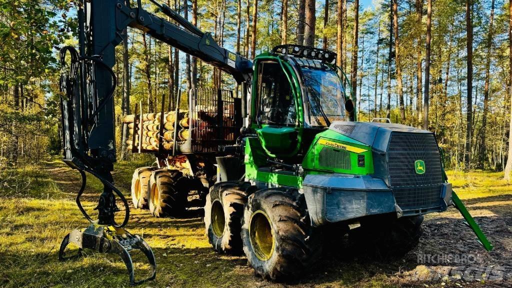 John Deere 1010G Forvarderi