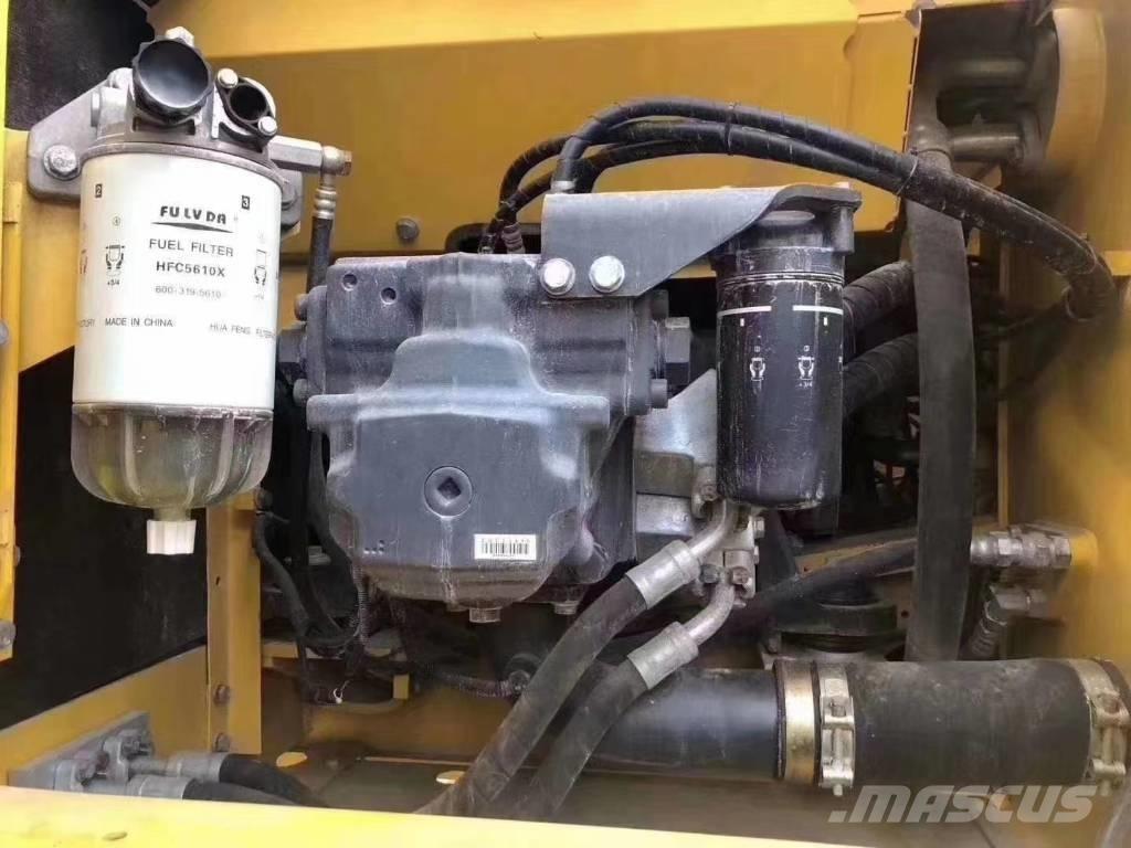 Komatsu PC 240 Bageri guseničari