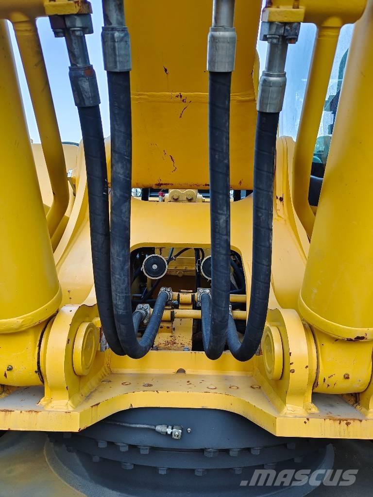Komatsu PC 400-8 Bageri guseničari