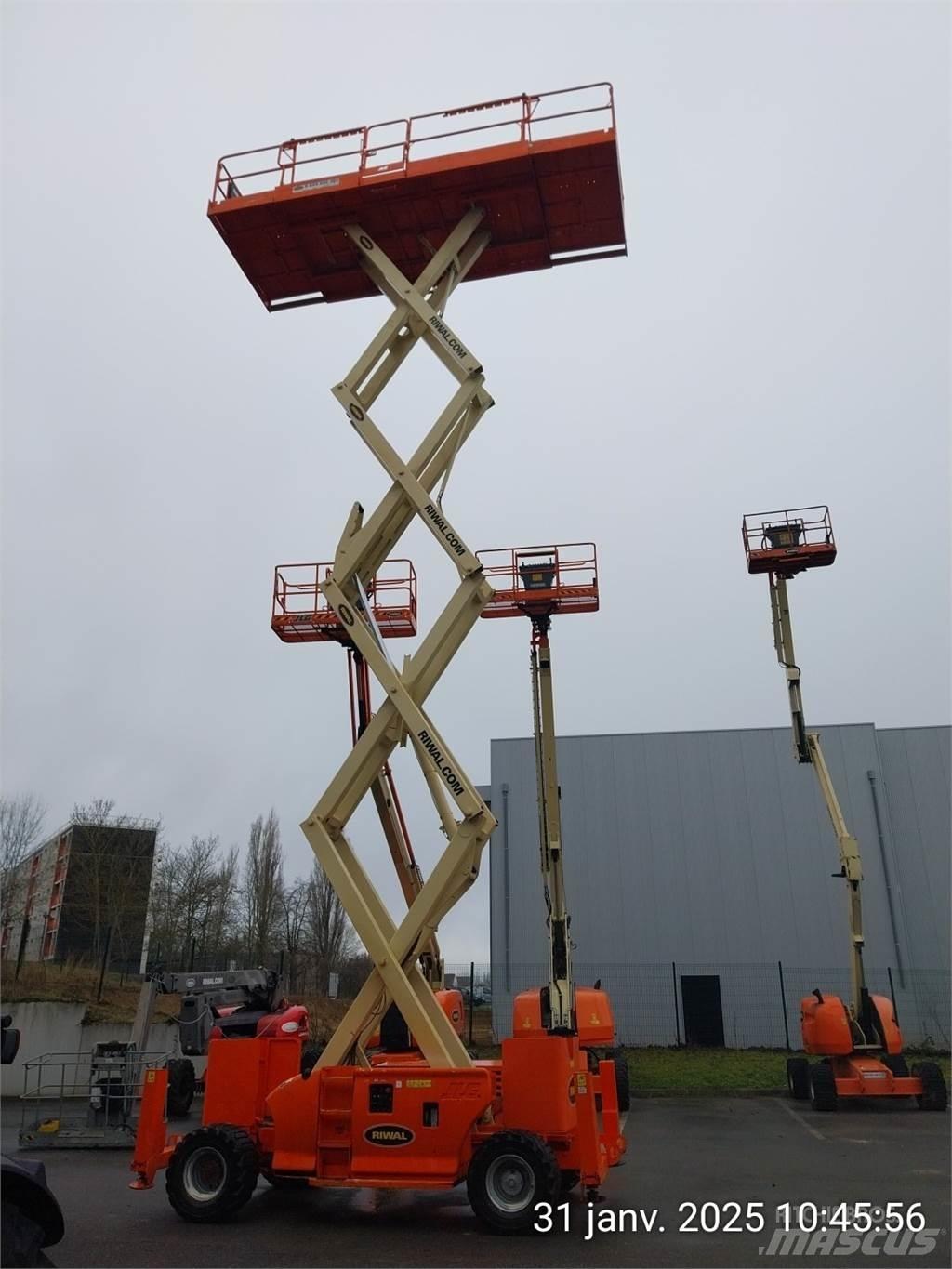 JLG 4394RT Makazaste platforme