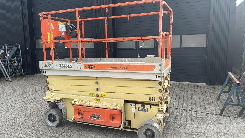 JLG 3246 ES Makazaste platforme