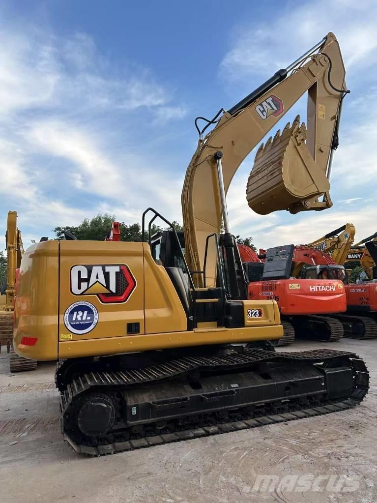 CAT 323 Bageri guseničari