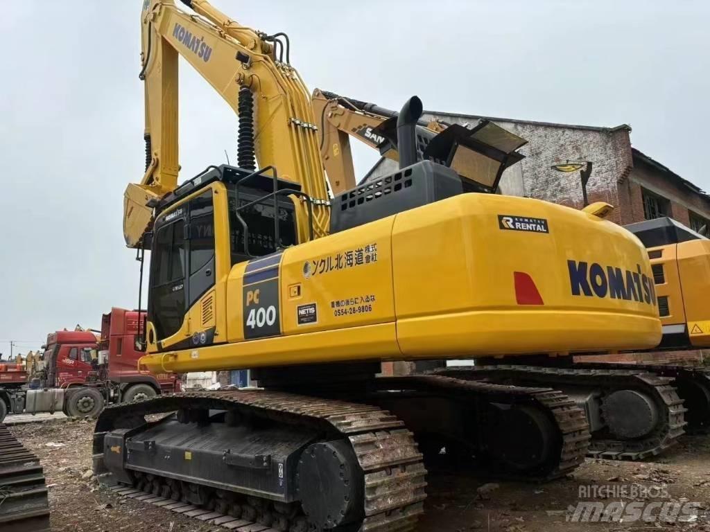 Komatsu 400-8 Bageri guseničari