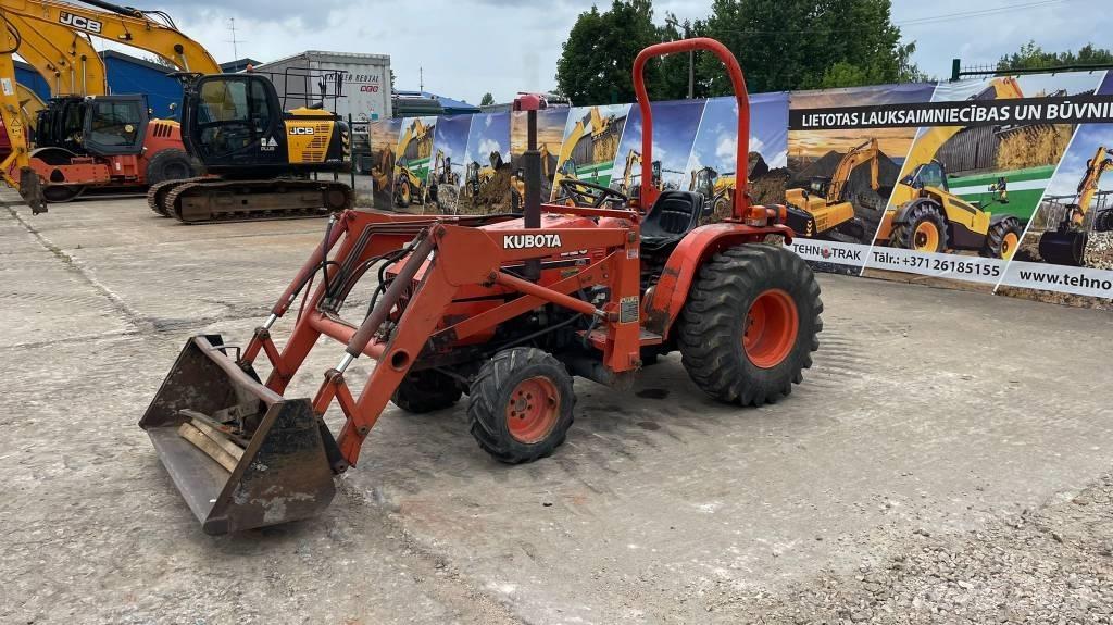 Kubota B 20 Traktori