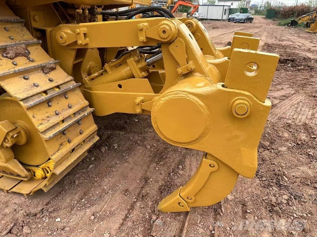CAT D8R Buldožeri guseničari