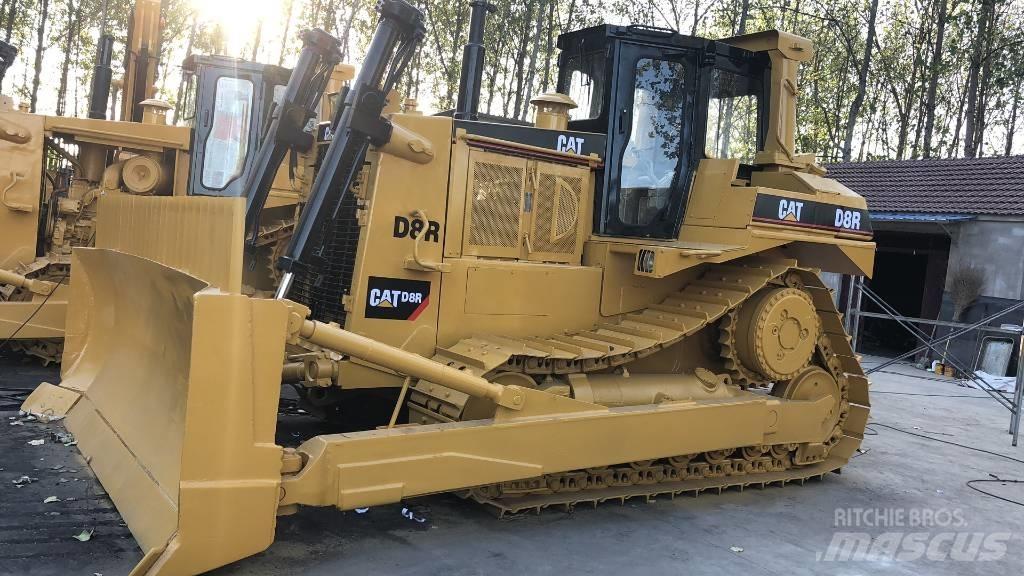 CAT D8R Buldožeri guseničari